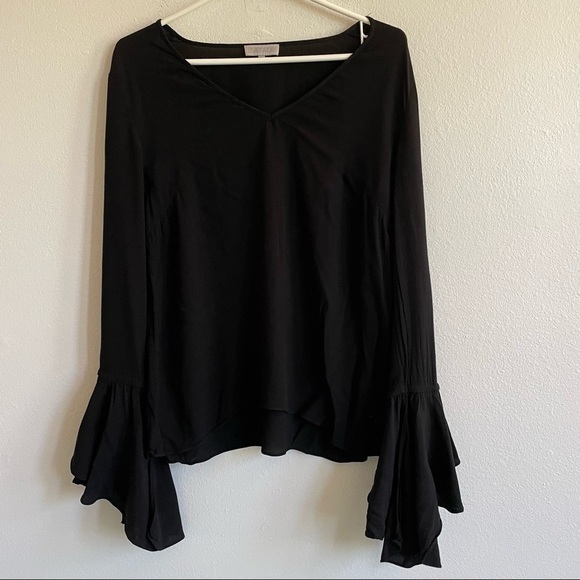 1.STATE BLACK CASCADE SLEEVE TOP - Picture 2 of 6